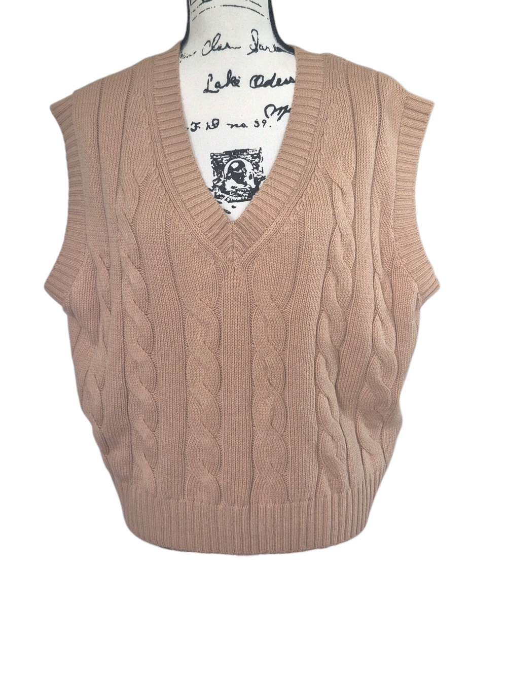 Clubhouse Women's L Cable Knit Sweater Vest Tan Preppy Golf Academia CountryClub